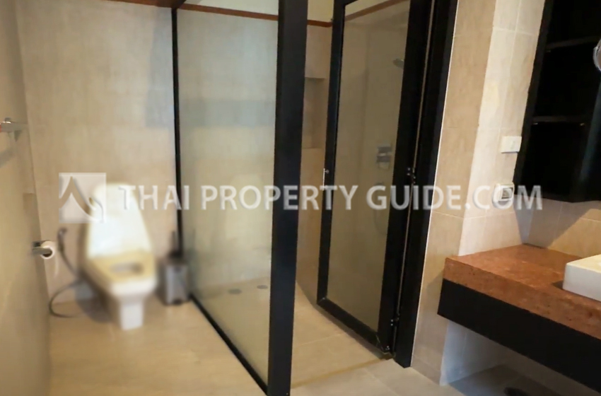 Apartment in Phaholyothin 